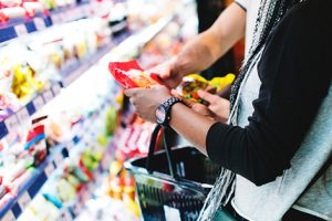 Compra variedad de alimentos para hacer distintas preparaciones.